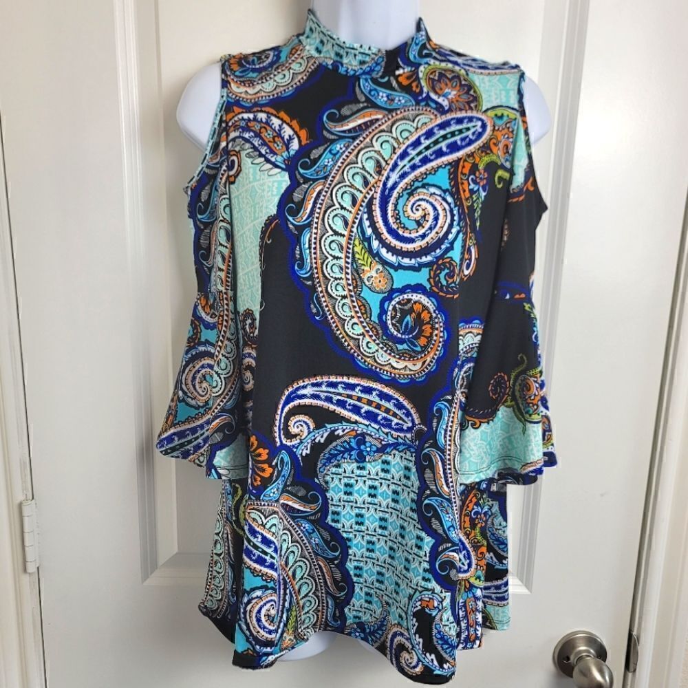 MELISSA PAIGE PETITE Cold Shoulder Top